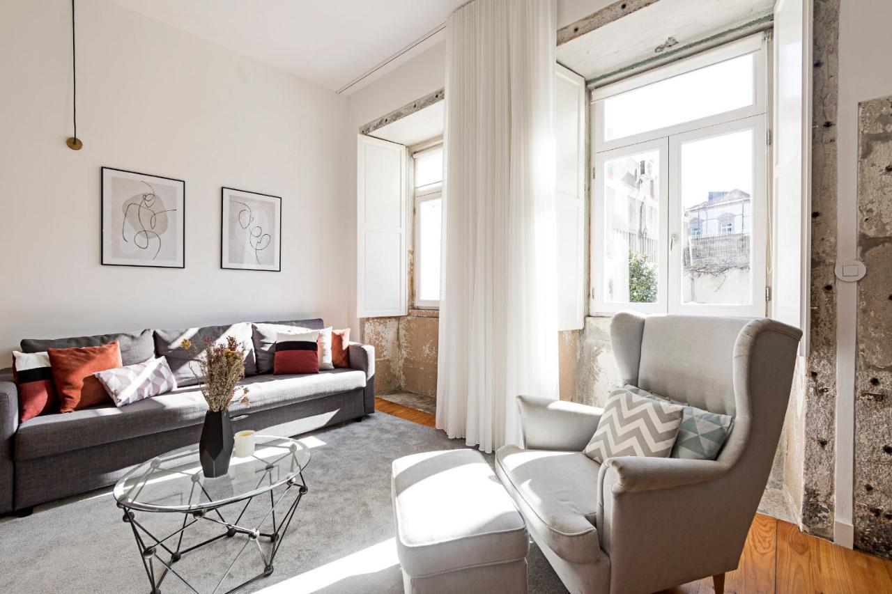 Lovelystay - Cativo Studio Downtown By Metro Station OOporto Exterior foto