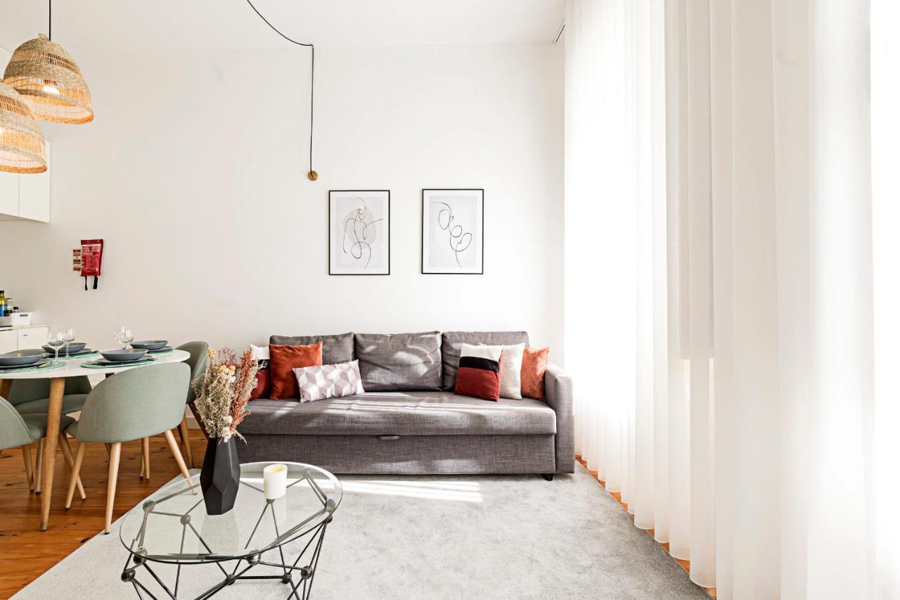 Lovelystay - Cativo Studio Downtown By Metro Station OOporto Exterior foto